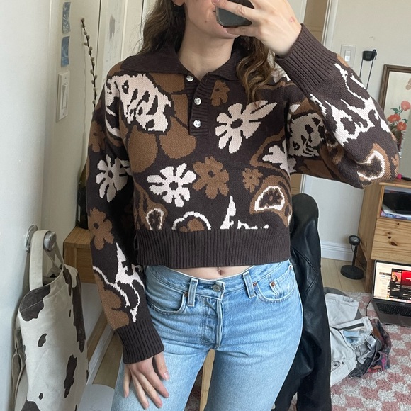 Brown cropped flower sweater size S - Picture 7 of 7